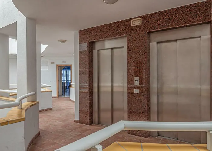 Riazor, Beach Апартаменты *