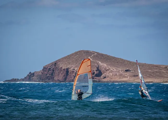 Riazor, Beach Апартаменты *